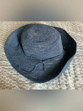 Helen Kaminski Provence 10 hat